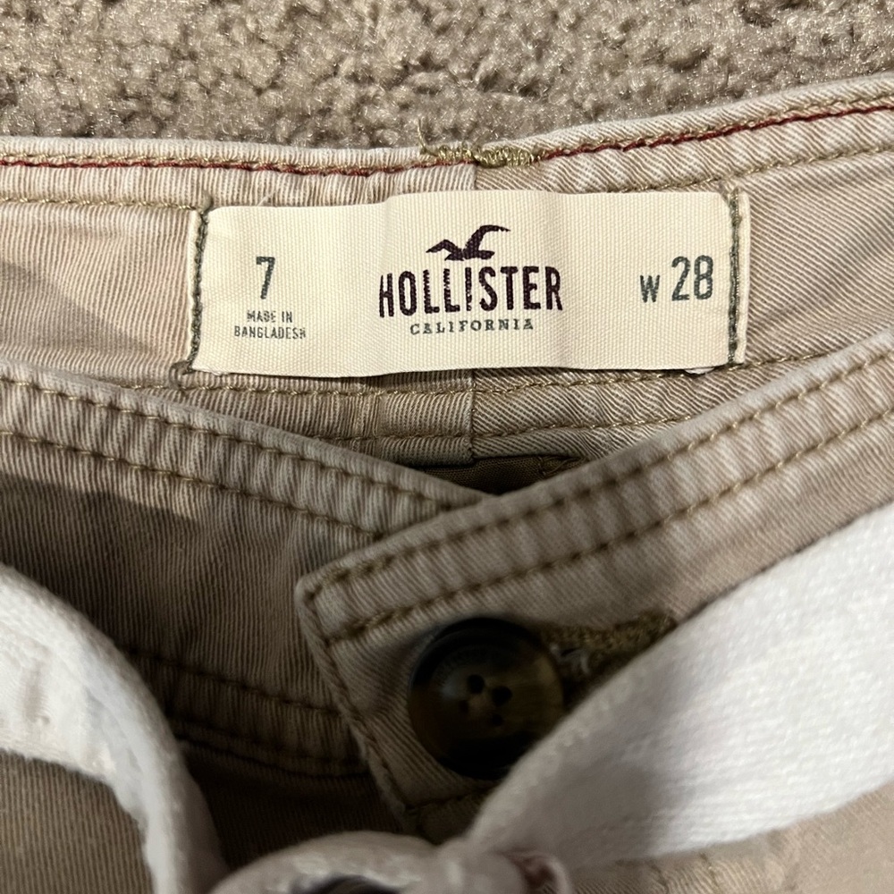 Hollister Y2K Capistrano beige khaki cargo shorts with belt Size 7 - Picture 2 of 4